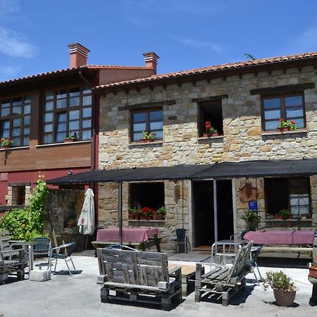 Oles Apartamentos Rurales La Cirigueena المظهر الخارجي الصورة